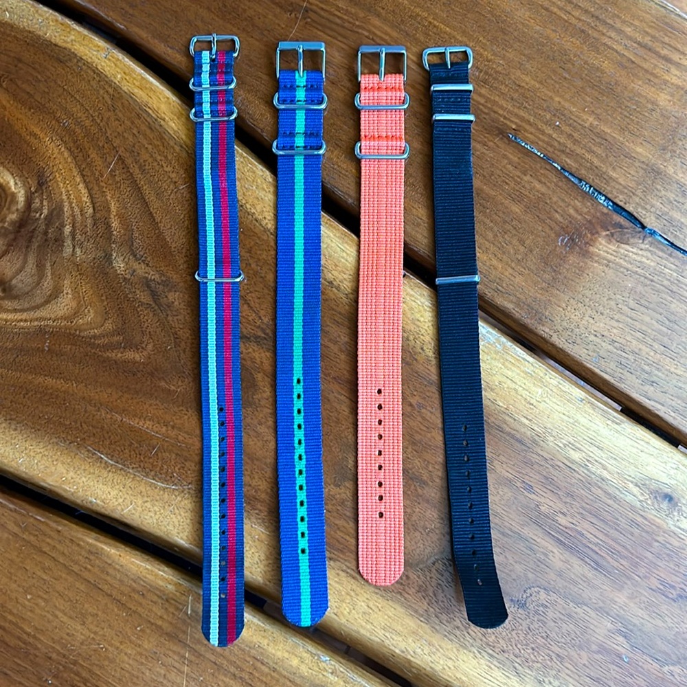Lot of 4 Timex watch straps men’s.